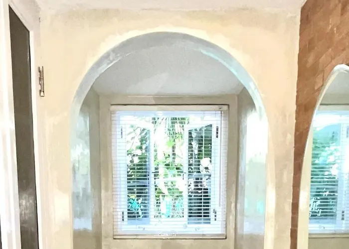 House Apartment's And