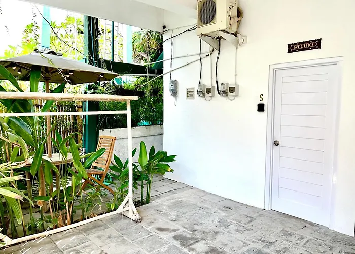 House Apartment's And
